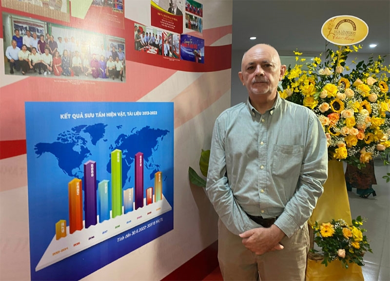 Họa sĩ George Burchett: Hà Nội là nơi tôi sinh ra và nuôi dưỡng tình yêu hội họa